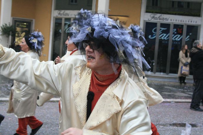 Ingrandisci la foto